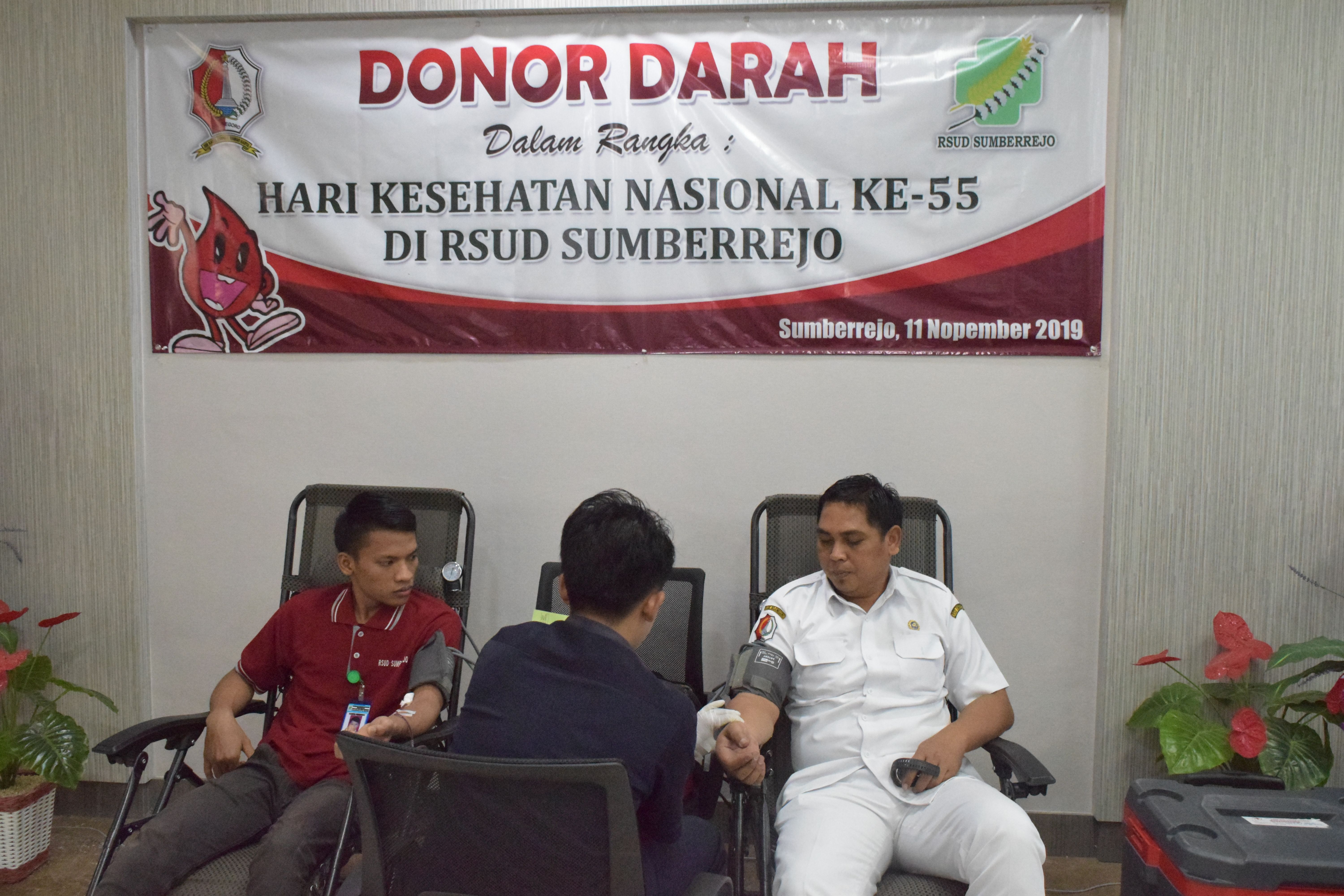 Donor Darah Di RSUD Sumberrejo ( HKN KE - 55 & HARI PAHLAWAN KE - 74 )