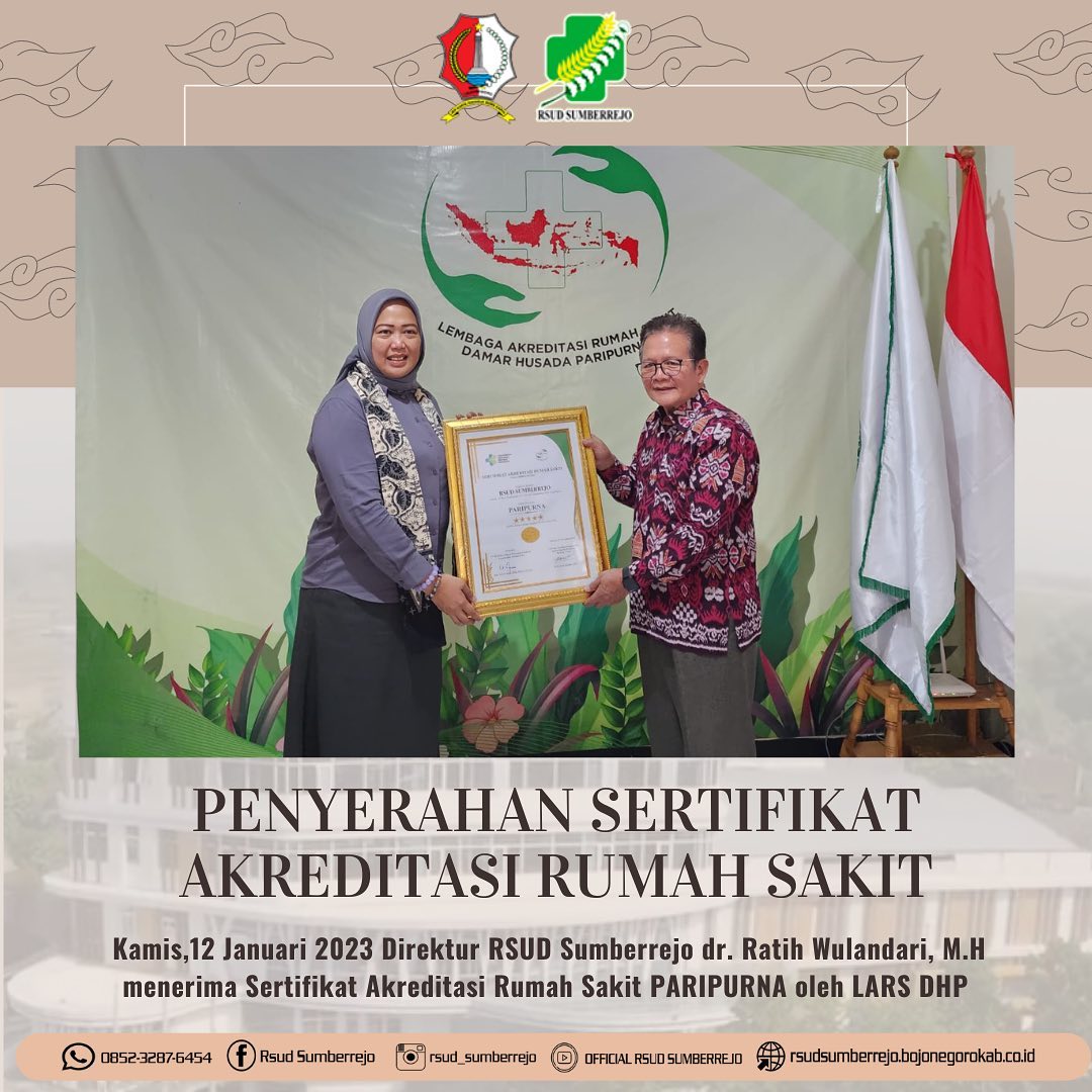 Penyerahan Sertifikat Akreditasi Rumah Sakit oleh LARS DHP