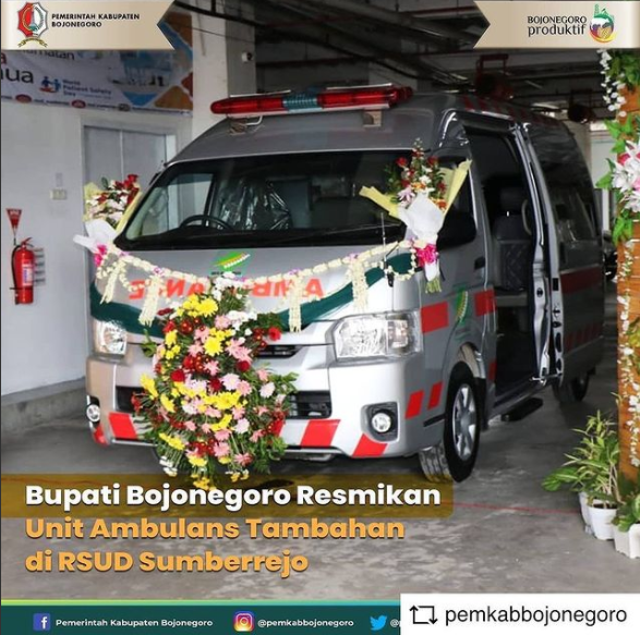 Peresmian Ambulan 8 Januari 2021 Oleh Ibu Bupati